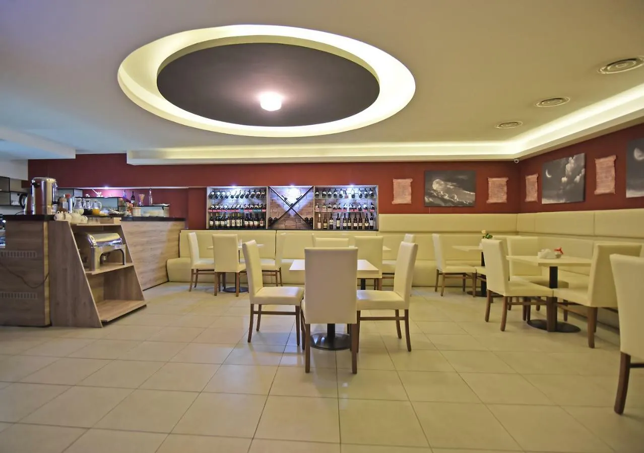 Sama Grand Hotel Luna Tbilisi 3*,